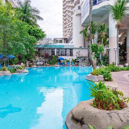 Seaview Deluxe Studio Couples Room S Tanjung Bungah (Penang) Eksteriør billede