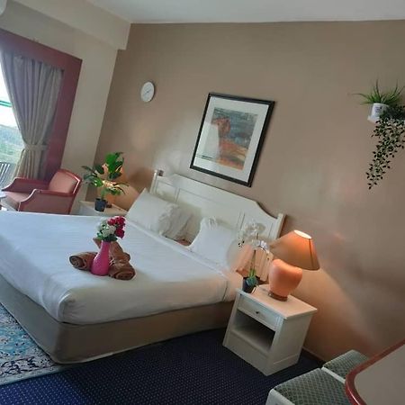 Seaview Deluxe Studio Couples Room S Tanjung Bungah (Penang) Eksteriør billede