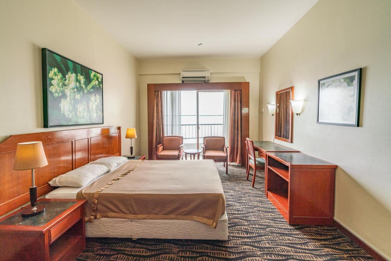 Seaview Deluxe Studio Couples Room S Tanjung Bungah (Penang) Eksteriør billede