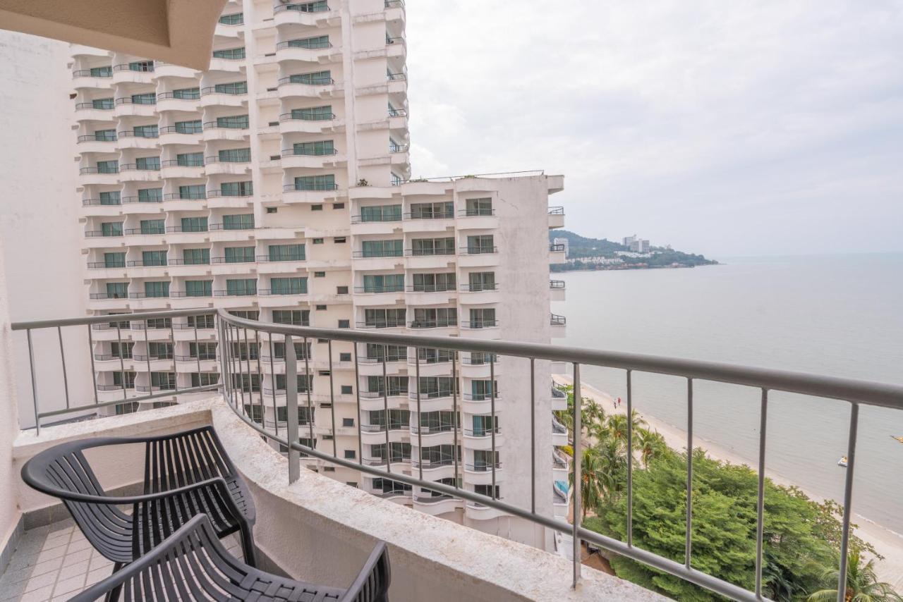Seaview Deluxe Studio Couples Room S Tanjung Bungah (Penang) Eksteriør billede
