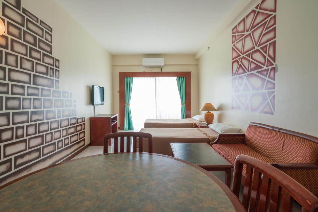 Seaview Deluxe Studio Couples Room S Tanjung Bungah (Penang) Eksteriør billede
