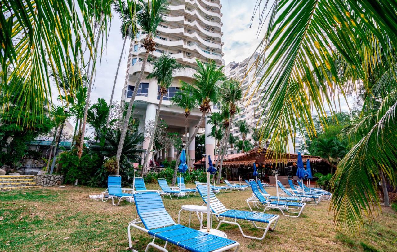 Seaview Deluxe Studio Couples Room S Tanjung Bungah (Penang) Eksteriør billede