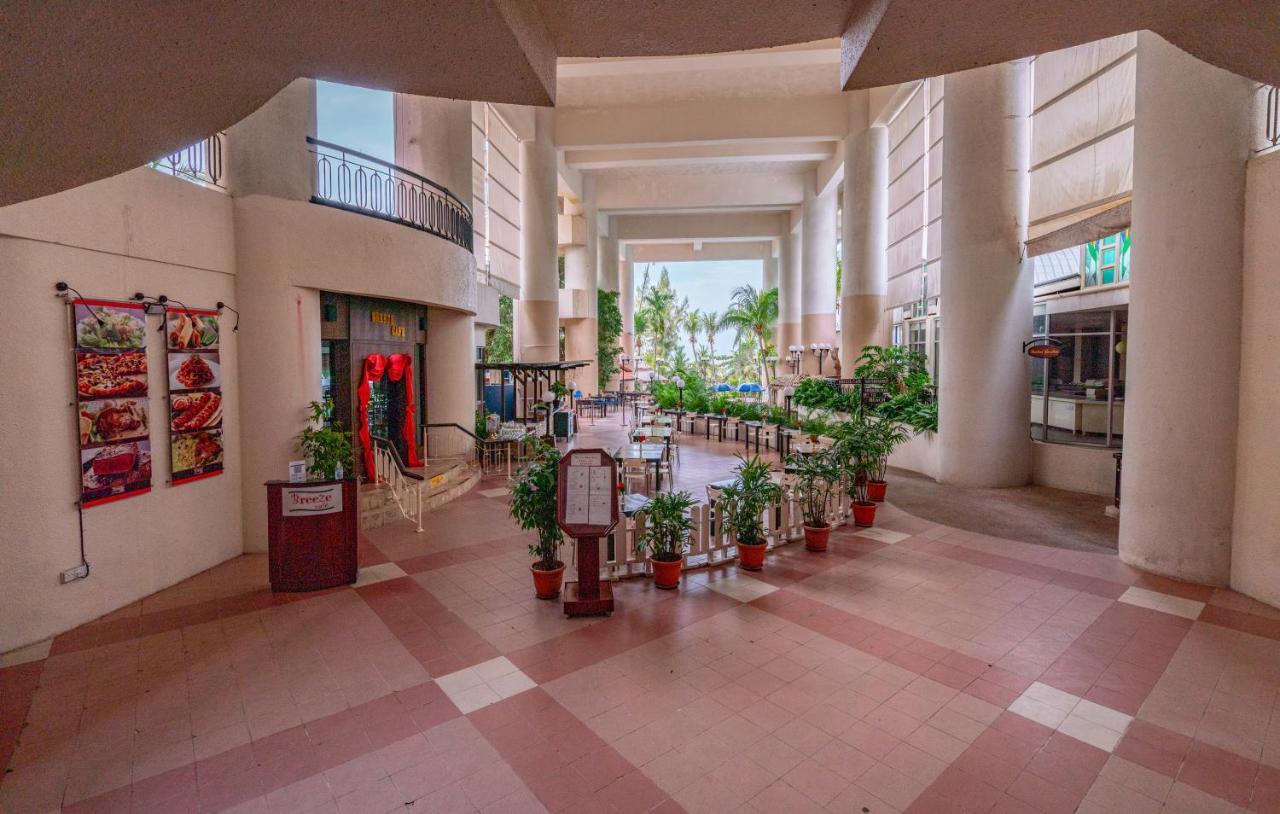 Seaview Deluxe Studio Couples Room S Tanjung Bungah (Penang) Eksteriør billede